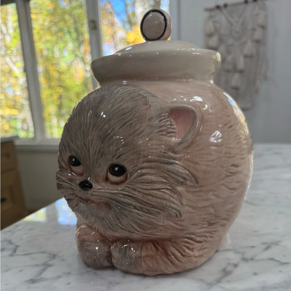 ❤️SOLD❤️ Vintage Cookie Jar 1960s Realistic Cat Treasure Craft RARE Mid Century - Picture 2 of 10